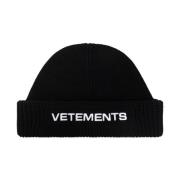 Beanie med logo