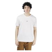Hvide T-shirts og Polos med Unik Farveteknik