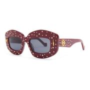 Burgundy Cat-Eye Solbriller med Swarovski Krystaller