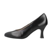 Elegant Salon Pumps