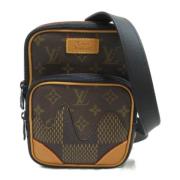 Pre-owned Canvas louis-vuitton-tasker