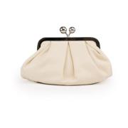 Ivory Læder Clutch med Metal Logo