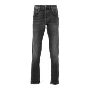 Sort Slim-fit Jeans med Whiskering Effekt