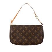 Pre-owned Canvas louis-vuitton-tasker