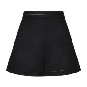 Sort Runway Bell Style Shorts