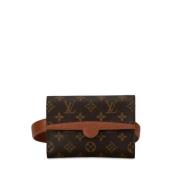 Pre-owned Canvas louis-vuitton-tasker