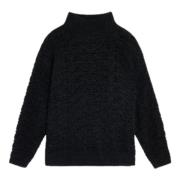 Sort Sweater Stilfuld Model