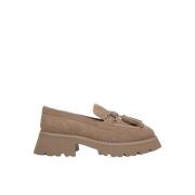 Tassel platform loafer