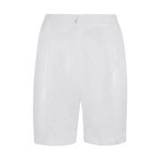 Hvide linned bermuda shorts med broderie anglaise