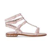 Rosa Flad Sandal med Nitter