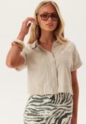 Pieces Onlcaro S/S LINEN BL BOXY SHIR Pumice Stone M