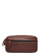 Clean Toiletry Bag 2 Room Toilettaske Brown Still Nordic