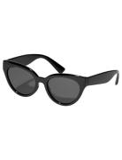 Raisa Recycled Sunglasses Black Solbriller Black Pilgrim