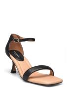 Leah Ankle Strap Sandal Med Hæl Black Shoe The Bear