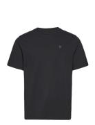 Loke Badge Tee - Regenerative Orga Tops T-Kortærmet Skjorte Black Know...