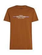 Hilfiger Chest Stripe Tee Tops T-Kortærmet Skjorte Brown Tommy Hilfige...