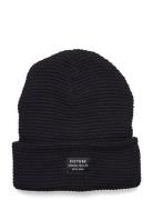 York Beanie Sport Women Sport Accessories Sport Beanies Black PICTURE ...