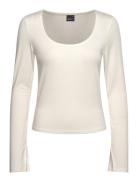 Soft Touch Jersey Top Tops T-shirts & Tops Long-sleeved Cream Gina Tri...