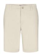 Bs Gerhard Regular Fit Shorts Bottoms Shorts Chinos Shorts Cream Bruun...