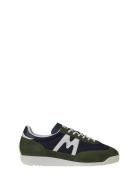 Mestari Bronze Green / White Low-top Sneakers Green Karhu