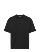 Ss Hero Monologo Emb 16S Crewnck Tops T-Kortærmet Skjorte Black Calvin...