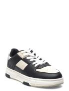 Yarrow_Tenn_Mepulg Low-top Sneakers Black HUGO