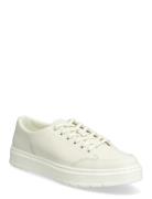 Brookline 6 Eye Low-top Sneakers Cream Dr. Martens