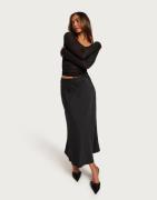 Selected Femme - Sort - Slflena Hw Midi Skirt Noos