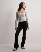 Nelly - Grå - Pointelle Scoop LS Top
