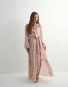 Nelly - Blomstret - Maxi Wrap Dress