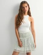 Vero Moda - Mønstret - Vmsmilla Hw Smock Short Skirt Wvn G