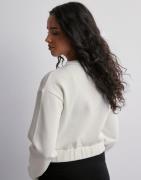 Nelly - Hvid - Chunky Jacket Sweat