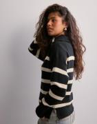 Vero Moda - Ternet/Stribet - Vmsaba Stripe Ls Highneck Blouse Ga