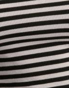 Only - Ternet/Stribet - Onlbelia S/L Crop Top Jrs Noos