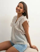 Neo Noir - Hvid - Jayla S Voile Top