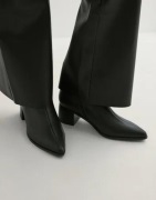 Nelly - Sort - Low Ankel Boot