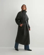Nelly - Grå - High Collar Belted Coat
