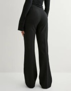 Nelly - Sort - No Waist Flare Suit Pants