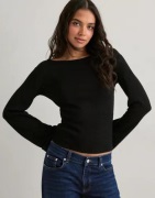 Nelly - Sort - Gorgeous Wide Sleeve Sweater