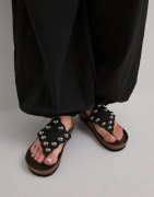 Nelly - Sort - Studded Decore Flat