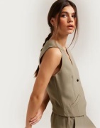 Only - Beige - Onlmilian S/L Fitted Vest Cc Tlr