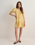 Only - Gul - Onlgoa Ss Linen Short Dress Cc Pnt
