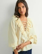 Neo Noir - Gul - Katarina Crepe Ruffle Blouse
