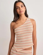 Nelly - Rose - In Love Shoulder Top