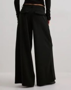 Nelly - Sort - Keep It Up Wide Leg Pants